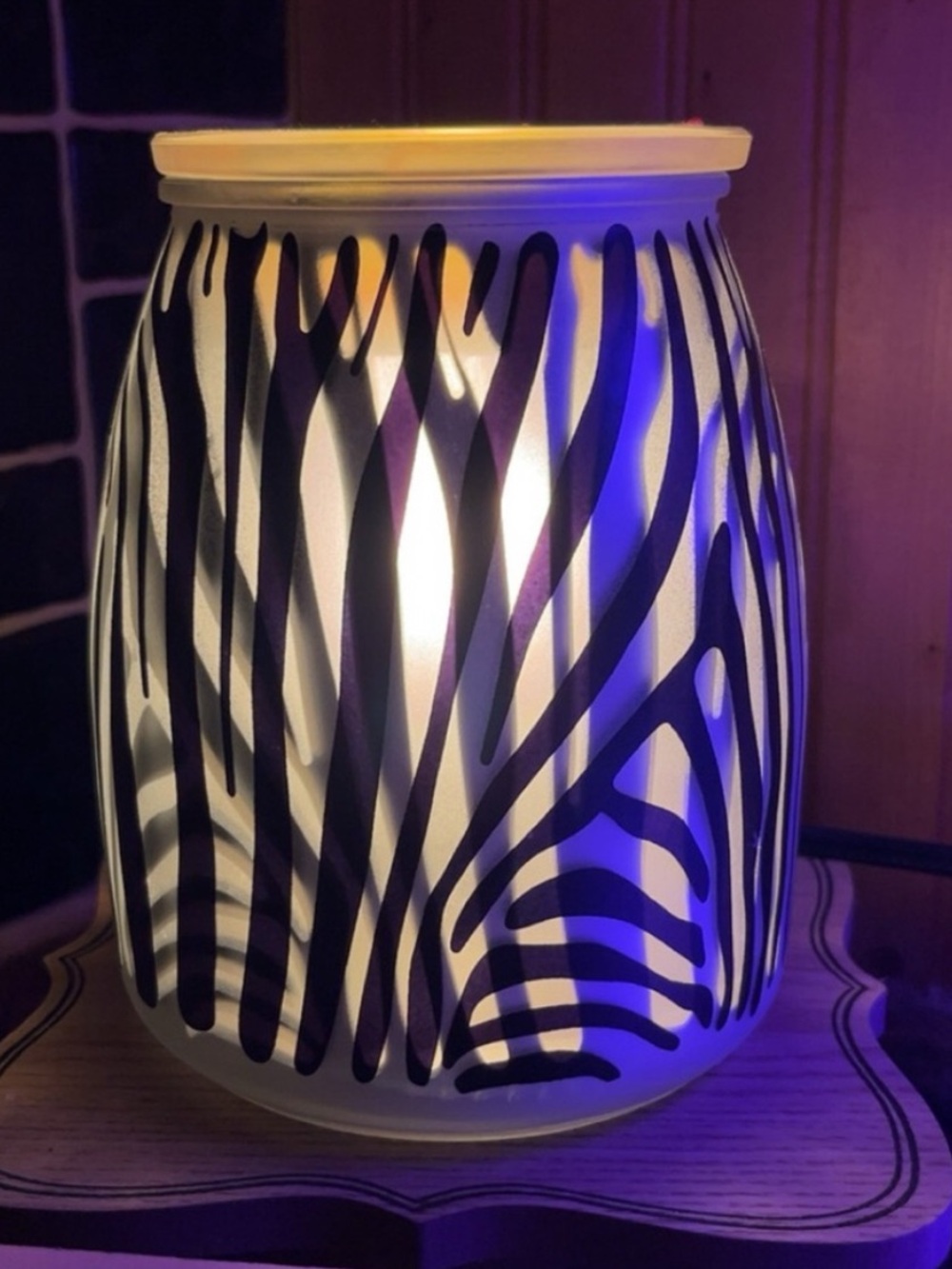 Scentsy Zebra safari warmer
